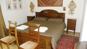 6 bedrooms, premium bedding, down duvet, in-room safe