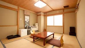 In-room safe, desk, laptop workspace, free WiFi