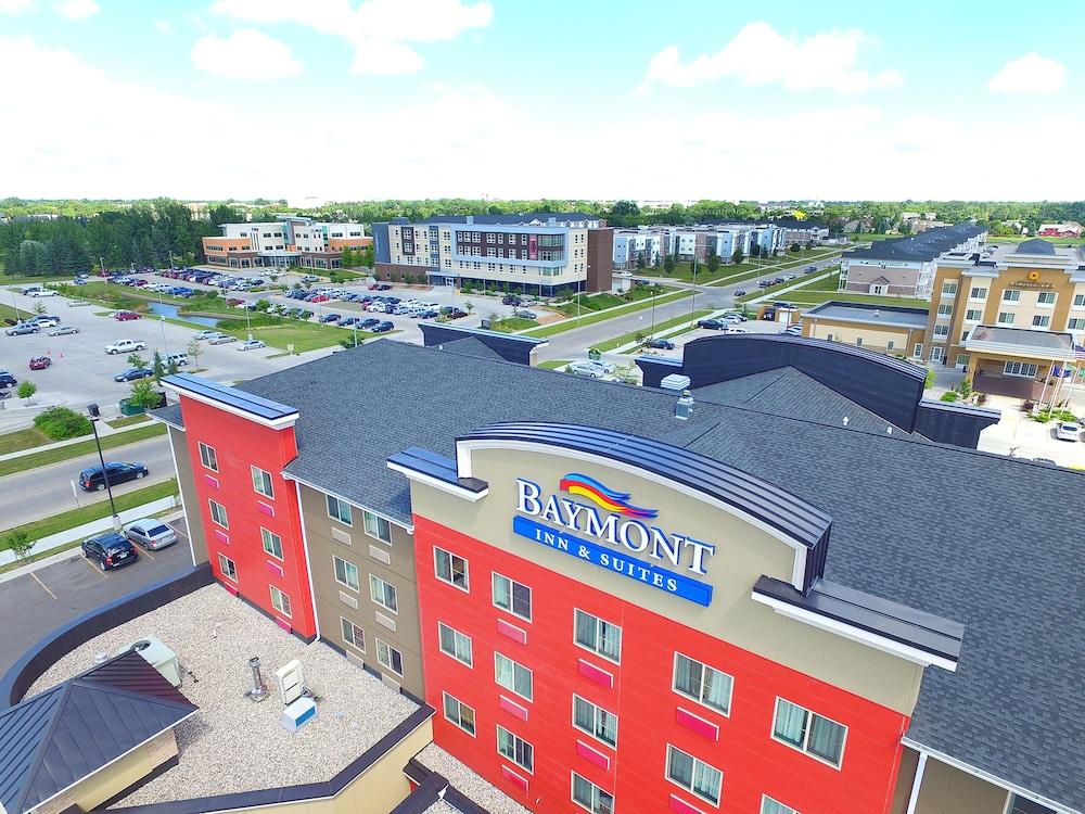 Baymont by Wyndham Grand Forks in Grand Forks Best Rates & Deals on