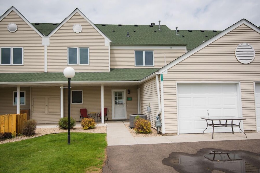 Izatys Resort in Onamia Best Rates & Deals on Orbitz