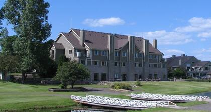 Izatys Resort
