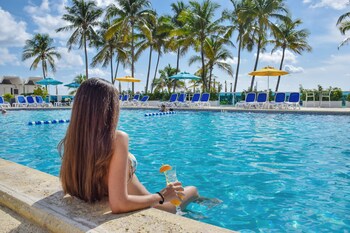 Download Suiten mit zwei schlafzimmern in south beach miami For iPhone Free Suiten Mit Zwei Schlafzimmern In South Beach Miami