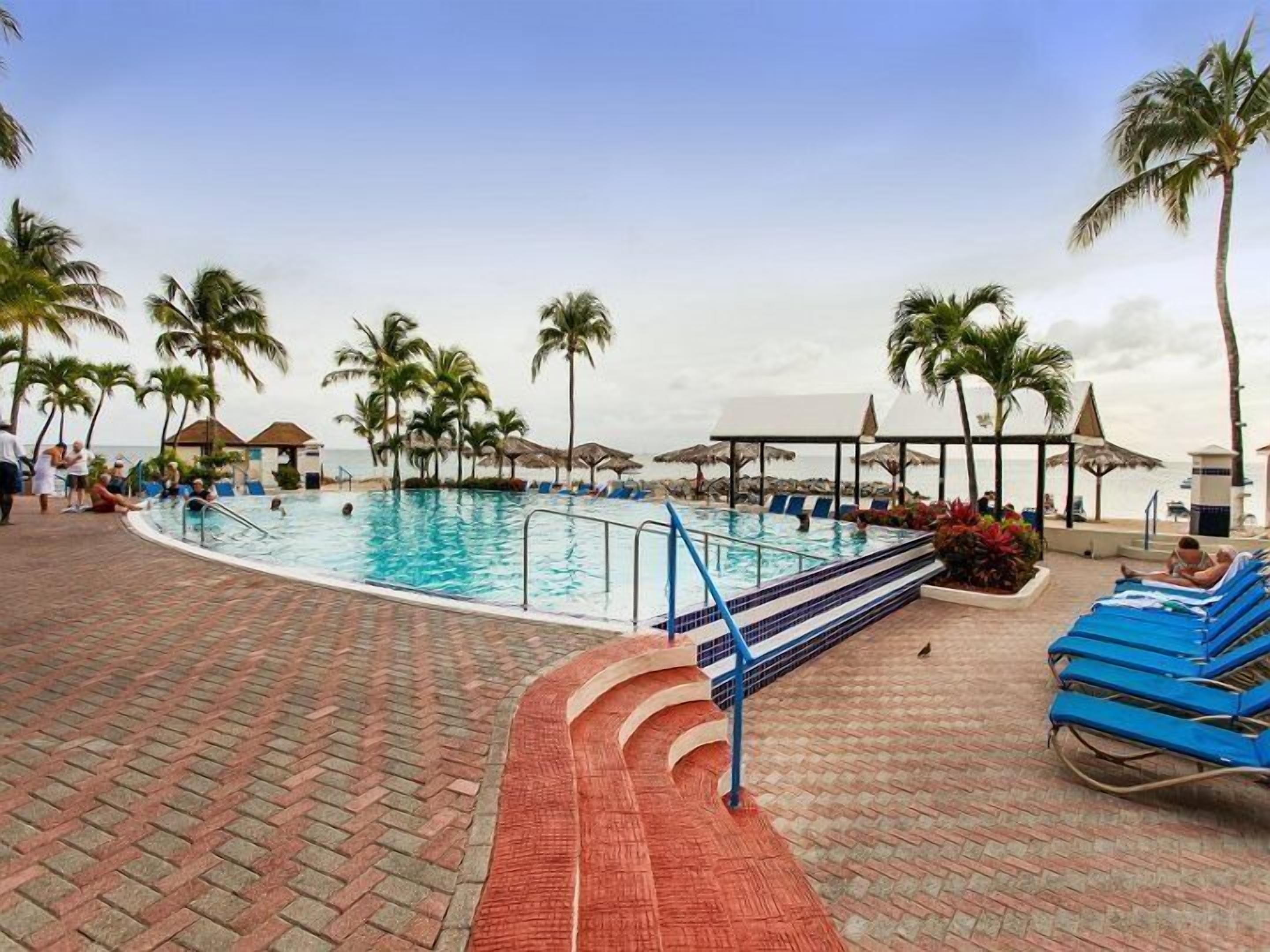 Villa Bianca in Simpson Bay, Sint Maarten