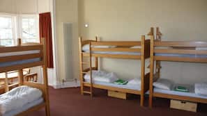 Free cots/infant beds, wheelchair access