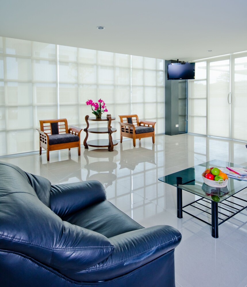 Kozy Inn Deals & Reviews (Bangkok, THA) Wotif