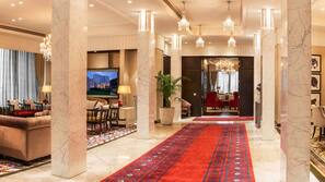 Premium bedding, minibar, in-room safe, desk