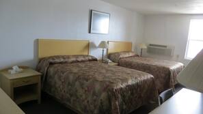 Blackout curtains, free cots/infant beds, free WiFi