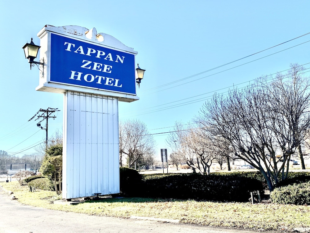 Tappan Zee Hotel in West Nyack Best Rates & Deals on Orbitz