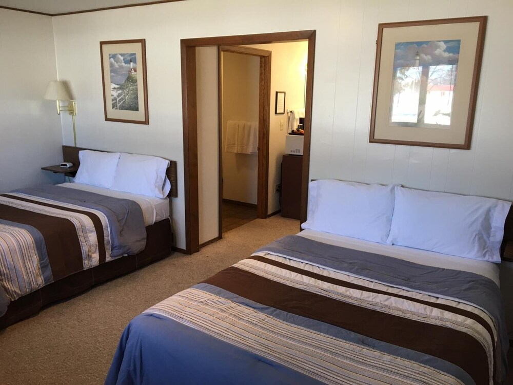 Coho Motel and Suites in Kewaunee Best Rates & Deals on Orbitz