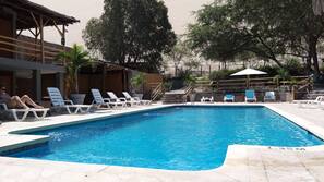 Piscina all'aperto