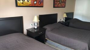 Cortinas opacas, wifi gratis, ropa de cama y acceso en silla de ruedas
