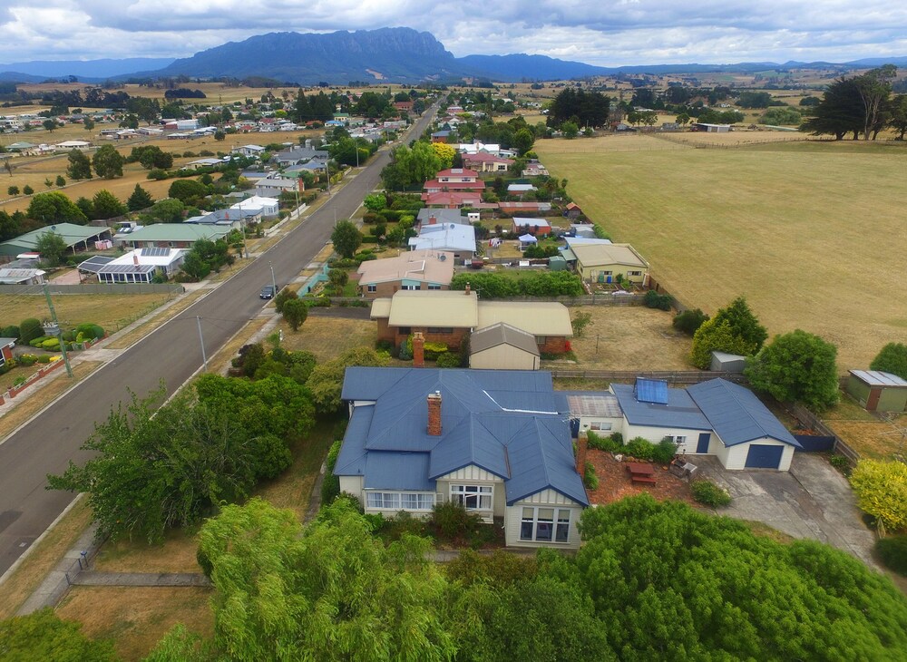 Acacia Bed and Breakfast