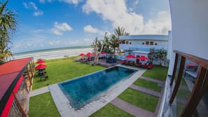 Outdoor pool, free cabanas, pool umbrellas