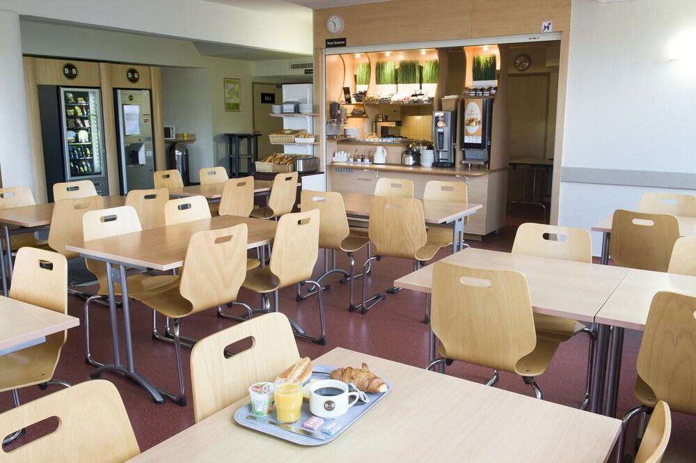 Hotel B And B Clermont Ferrand Gerzat Hotel B And B Clermont Ferrand Gerzat