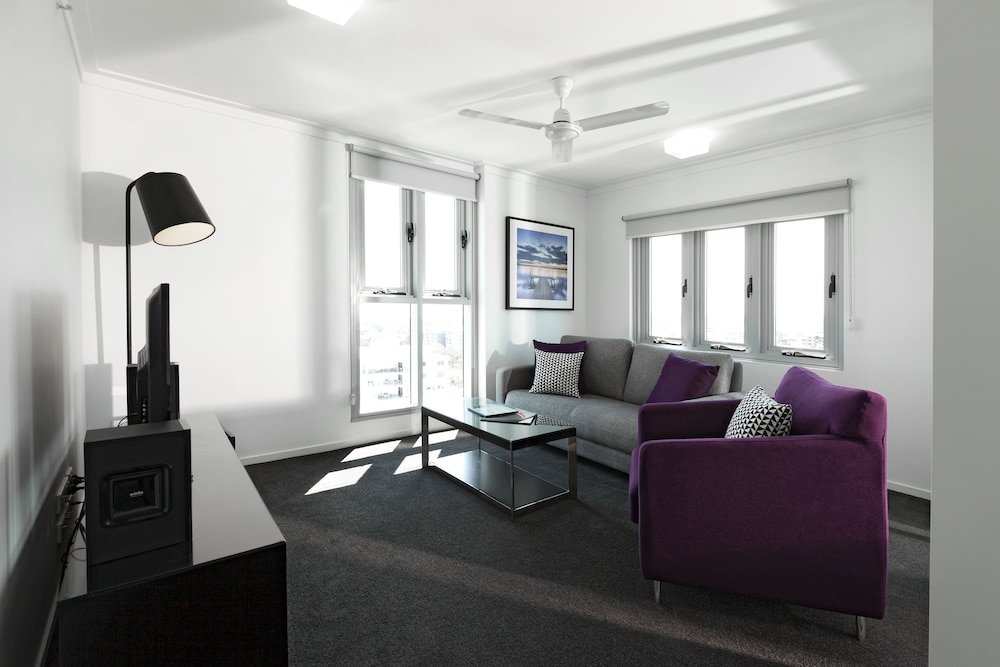 H on Mitchell Apartment Hotel AU143 Rooms, Reviews & Deals (Darwin, AUS) Wotif H on Mitchell Apartment Hotel AU143 Rooms, Reviews & Deals (Darwin, AUS) Wotif