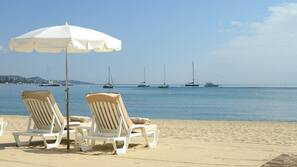 Plage privée, sable blanc, bar de plage