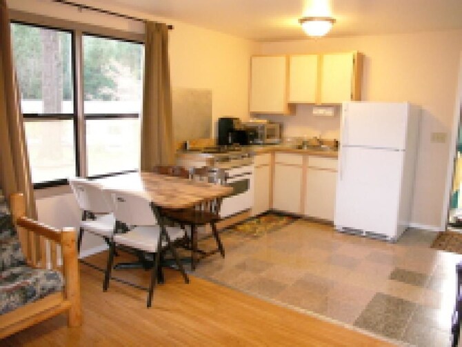 Mountain View Lodge In Packwood Wa Expedia