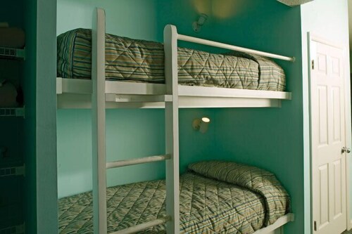 Beach Street Cottages 2018 Room Prices Deals Reviews Expedia Beach Street Cottages 3 5 Out Of 0 Exterior Featured Image Guestroom