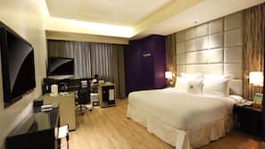 Minibar, desk, free WiFi, linens