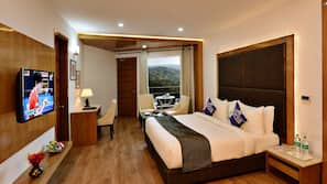 Minibar, desk, iron/ironing board, cots/infant beds