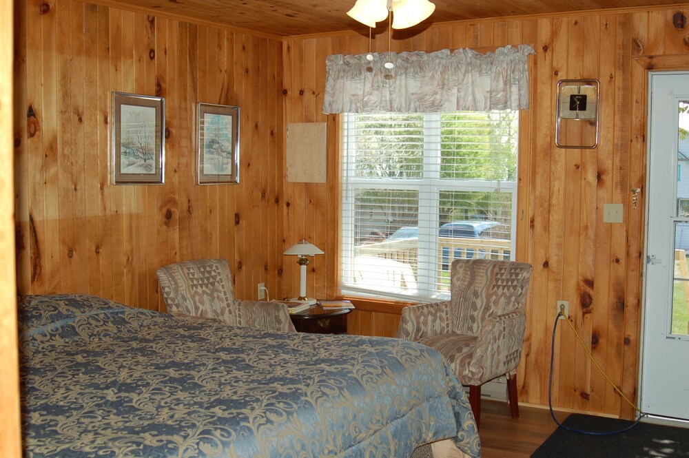 North Rustico Motel and Cottages, North Rustico 2020 Room Prices