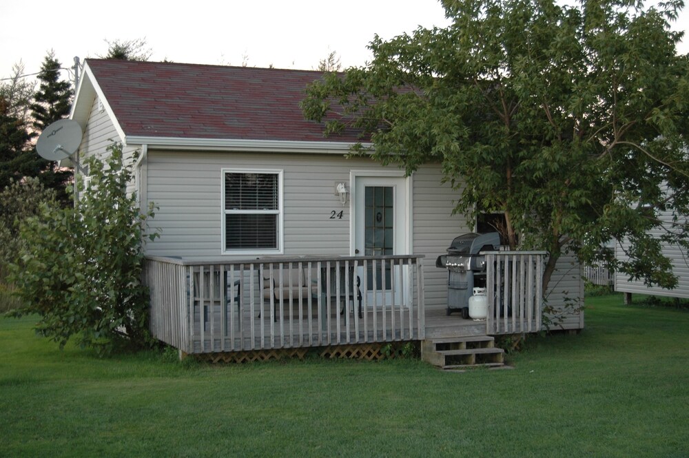 North Rustico Motel and Cottages, North Rustico 2020 Room Prices