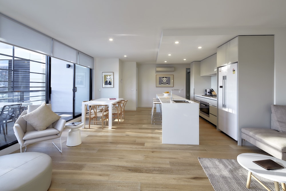 381 Cremorne