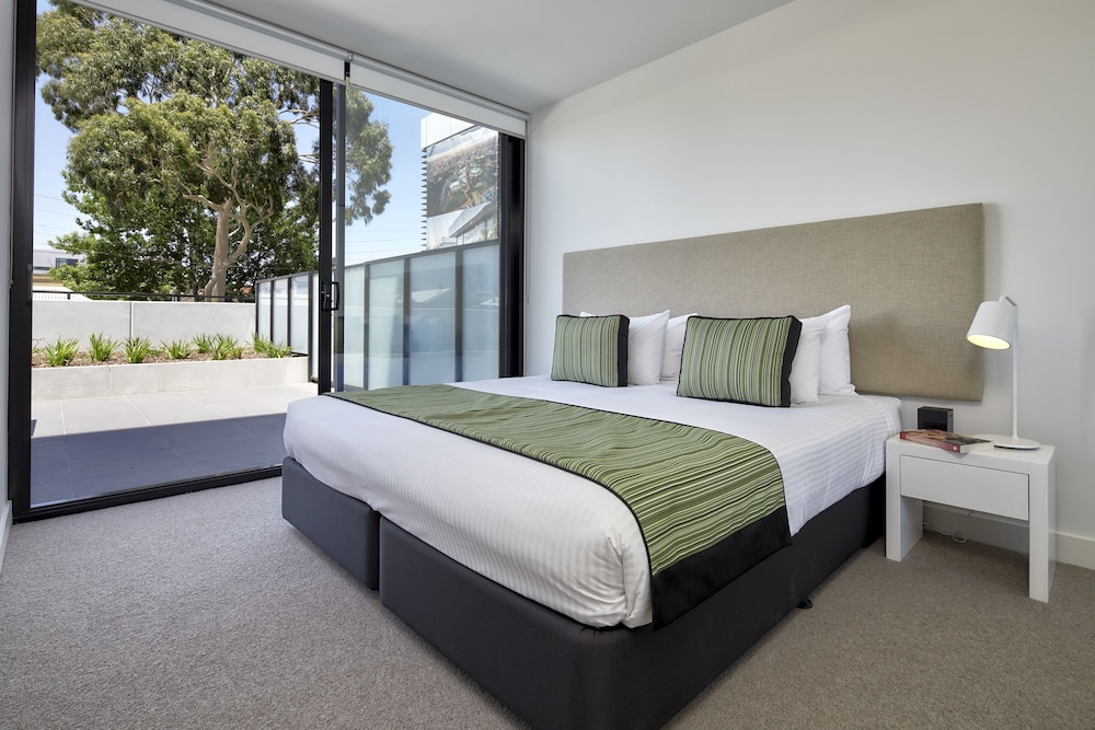 381 Cremorne