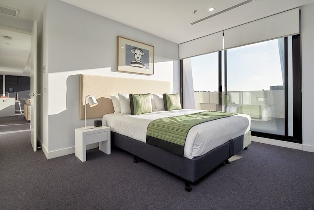 381 Cremorne