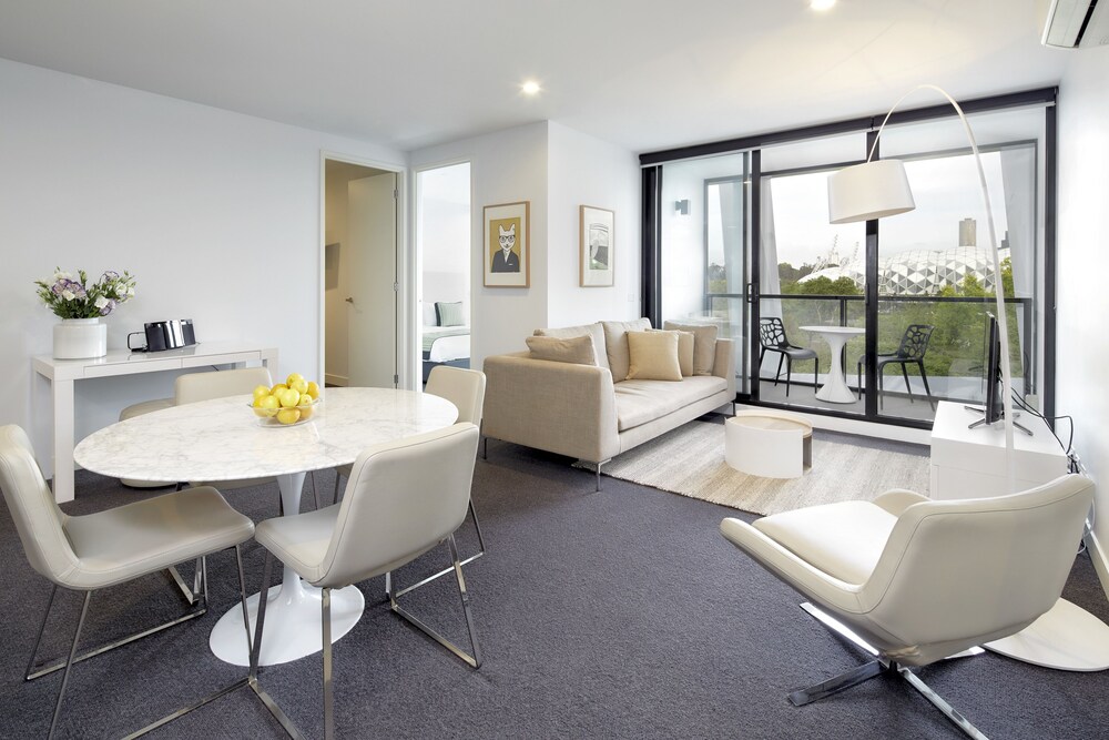 381 Cremorne
