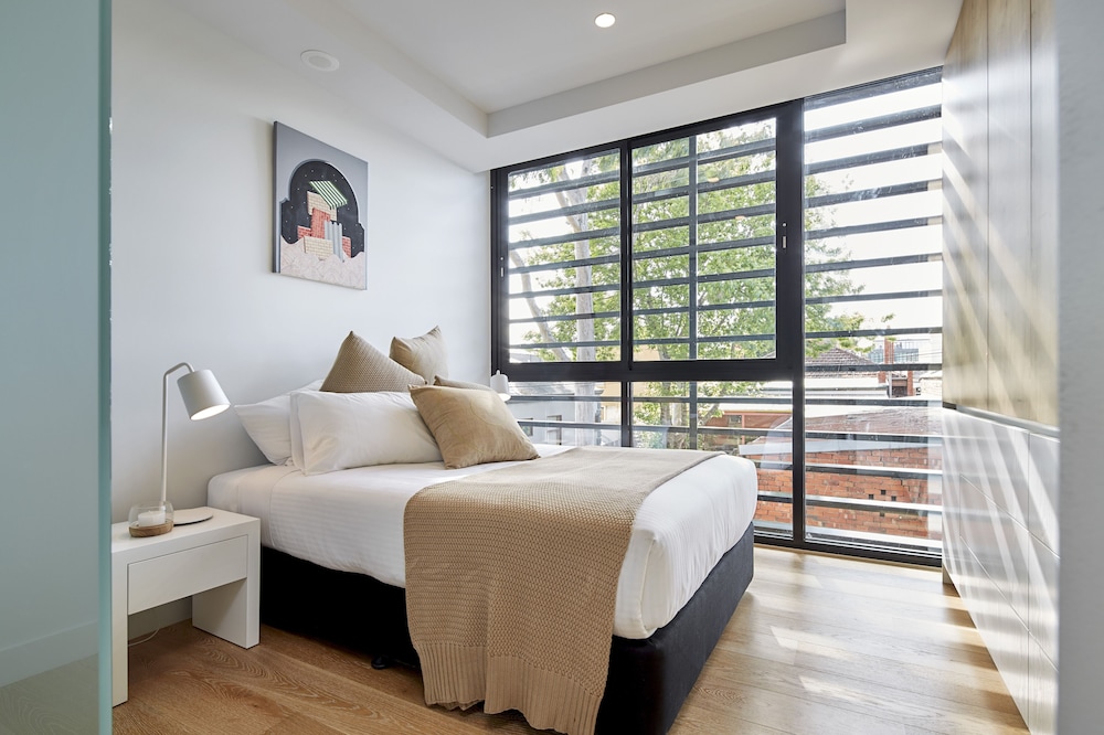 381 Cremorne