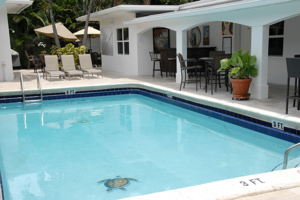 The Hotel Deauville Fort Lauderdale Usa Aarp Travel Center