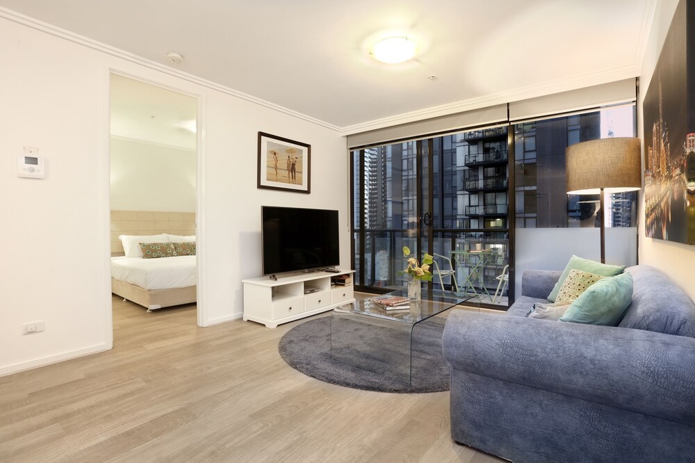 Bayviews Apartment
