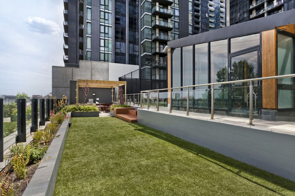 Bayviews Apartment