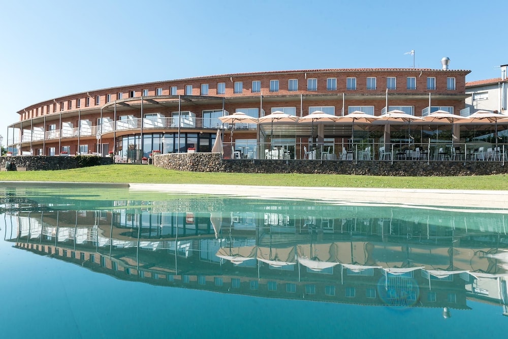 Hotel Riu Fluviá in Olot, Spain