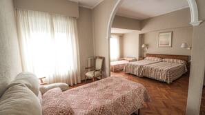 Cortinas opacas y wifi gratis