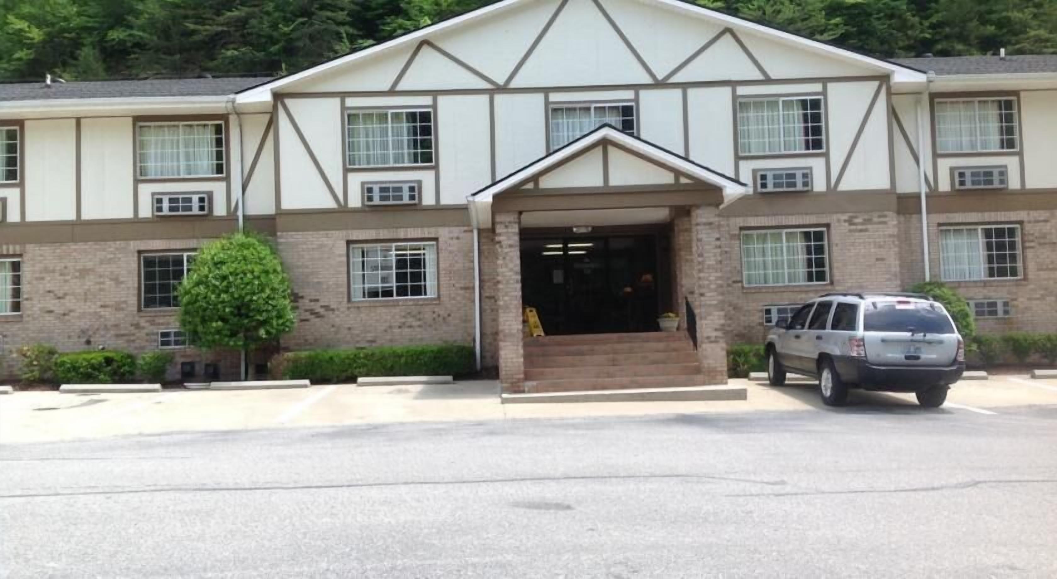 Brookshire Inn In Prestonsburg Ky Expedia