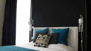 Premium bedding, in-room safe, desk, iron/ironing board