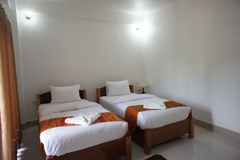 The Grand Riverside Hotel Deals Reviews Vang Vieng Lao - 