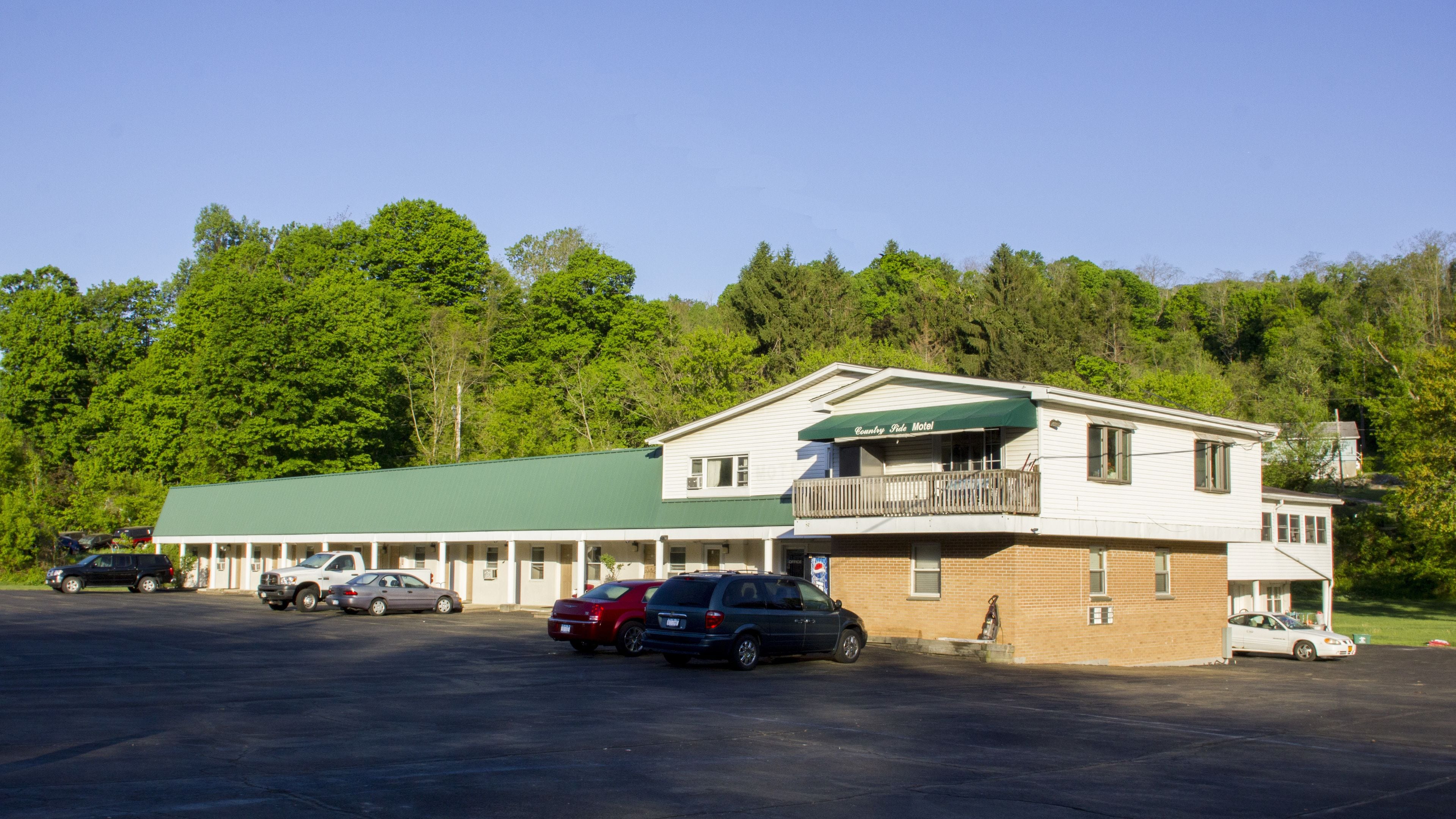 Countryside Motel in Poughkeepsie, United States