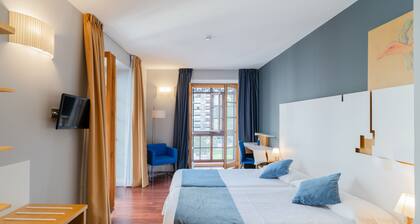 Hotel Zenit Coloquio