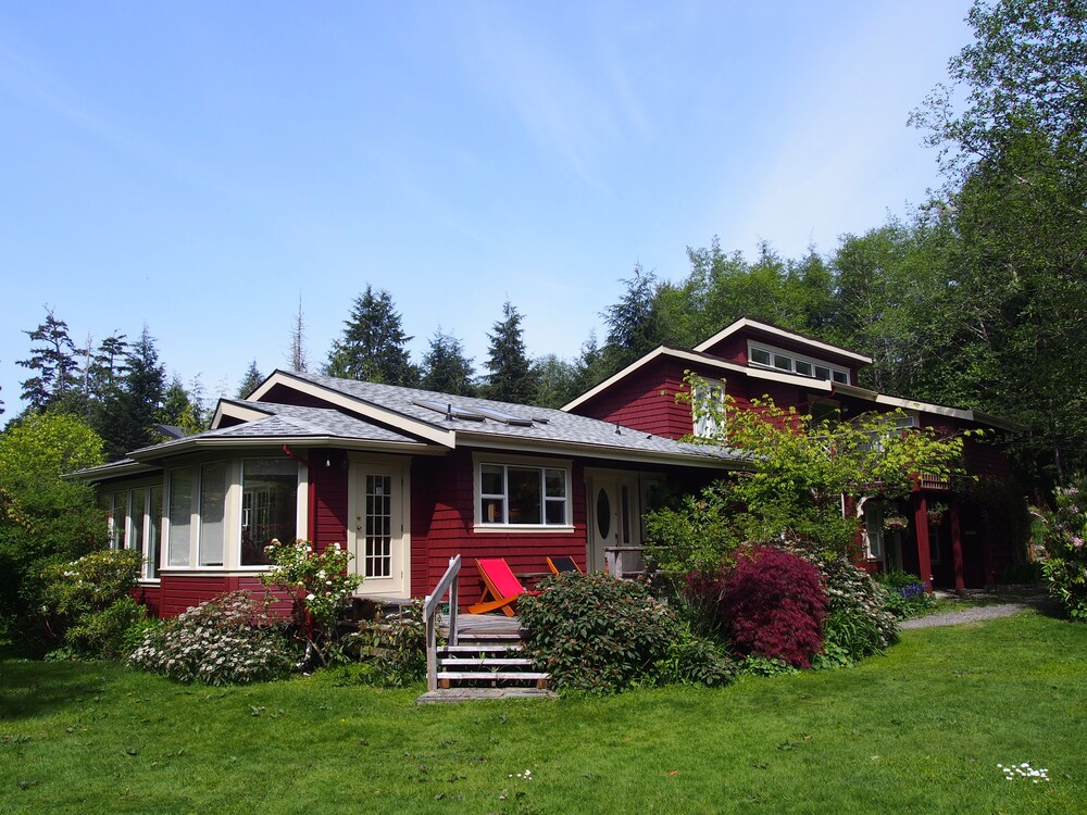 South Chestermans Beach Retreat In Tofino Cheap Hotel Deals