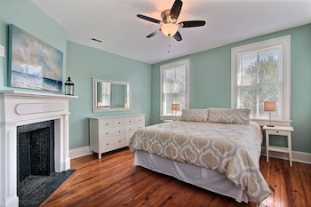 Downtown Charleston Vacation Rentals