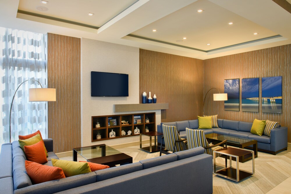 Lobby lounge, Four Points by Sheraton Coral Gables