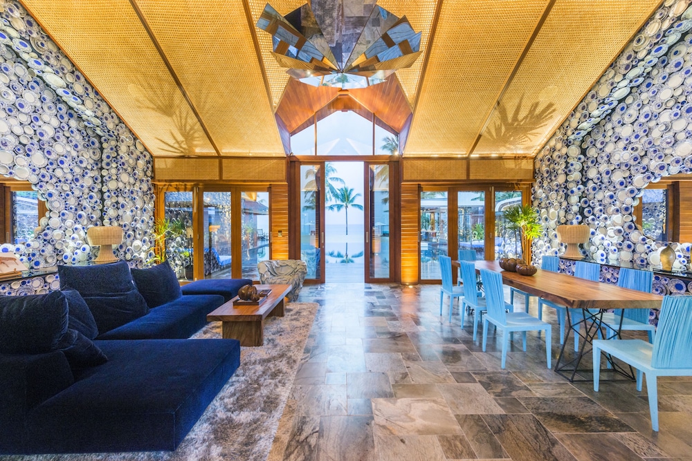 Iniala Beach House 2018 Room Prices 2 599 Deals Reviews Expedia Iniala Beach House 5 0 Out Of Exterior Detail Featured Image Interior Entrance