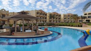 2 outdoor pools, pool umbrellas, pool loungers
