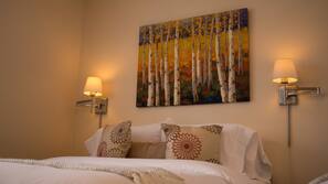 Premium bedding, blackout curtains, free WiFi, linens