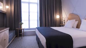 Premium bedding, minibar, in-room safe, desk