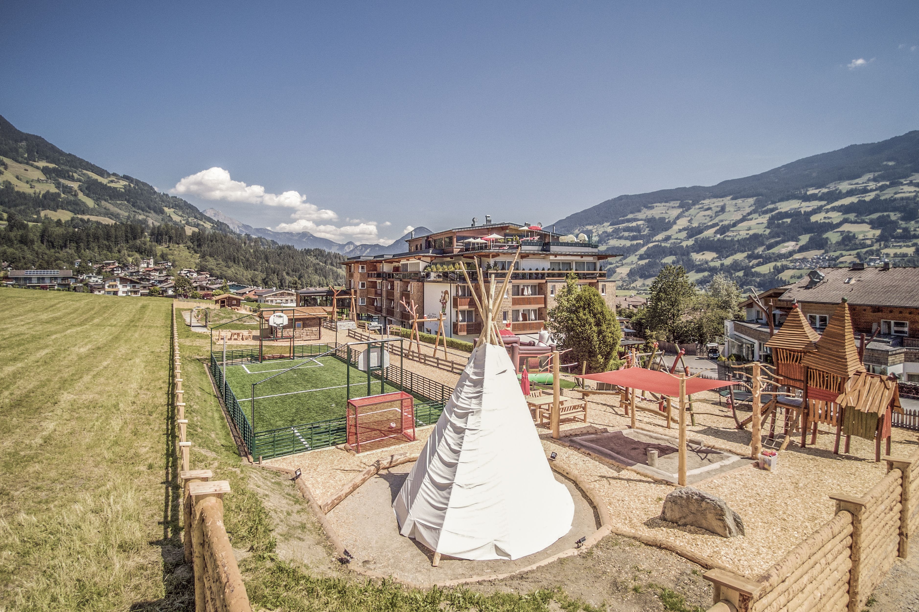 Alpina Zillertal Family Lifestyle Kinderhotel In Schwaz
