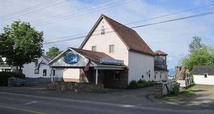 Seawinds Motel